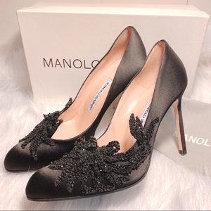 Manolo Blahnik Black Swan Pumps Heel Shoes